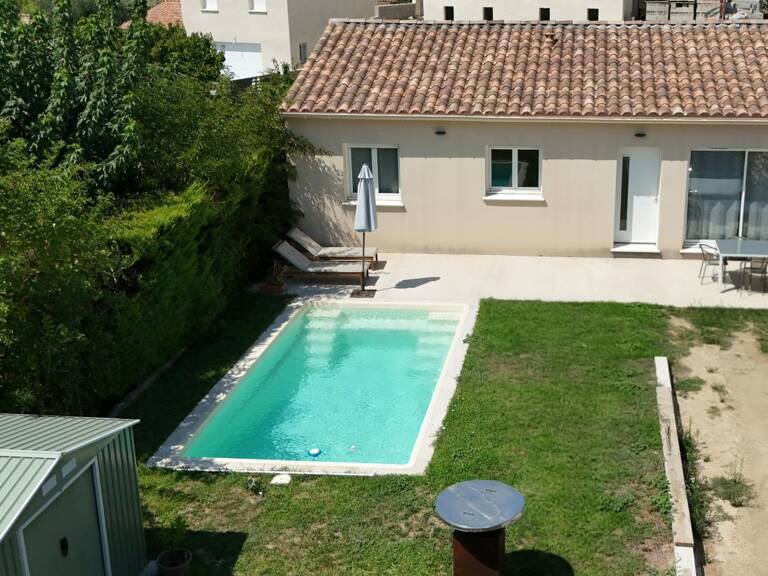 MAISON DE PLAIN-PIED TYPE 4 AVEC JARDIN ET PISCINE — photo 1