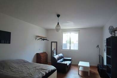 Appartement 1 pièces 720 €