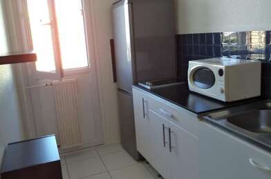 Appartement 3 pièces 900 €
