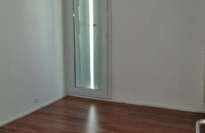 T3 — photo 2