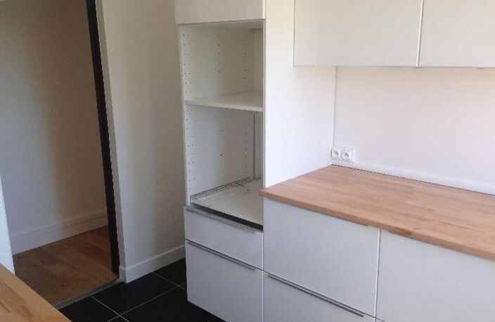 T3 — photo 3