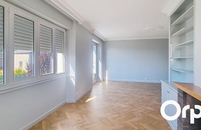   Appartement T4 avec jardin, garage et cave à louer – Saint-Flour — photo 3