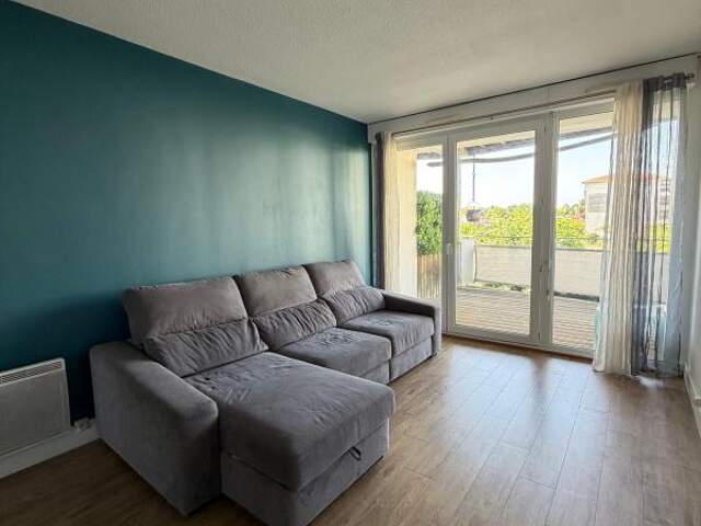 Appartement À Vendre — photo du bien