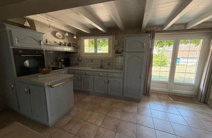 Maison COZES 5 pièces — photo 4