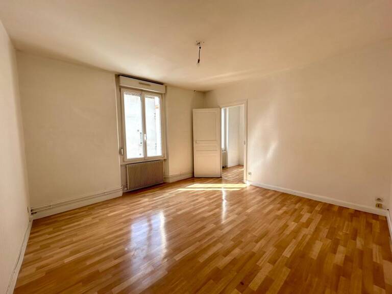 Appartement F2 de 47.15m²  + bureau à louer — photo 1