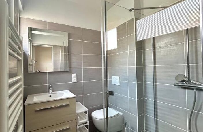 Appartement F2 de 47.15m²  + bureau à louer — photo 3