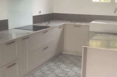 Appartement 3 pièces 1300 €