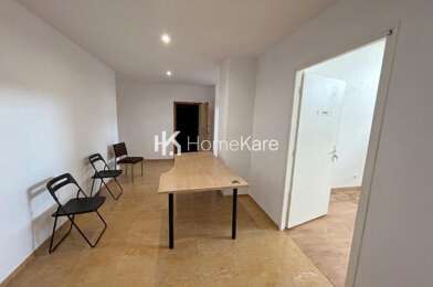 Bureau 5 pièces 85000 €