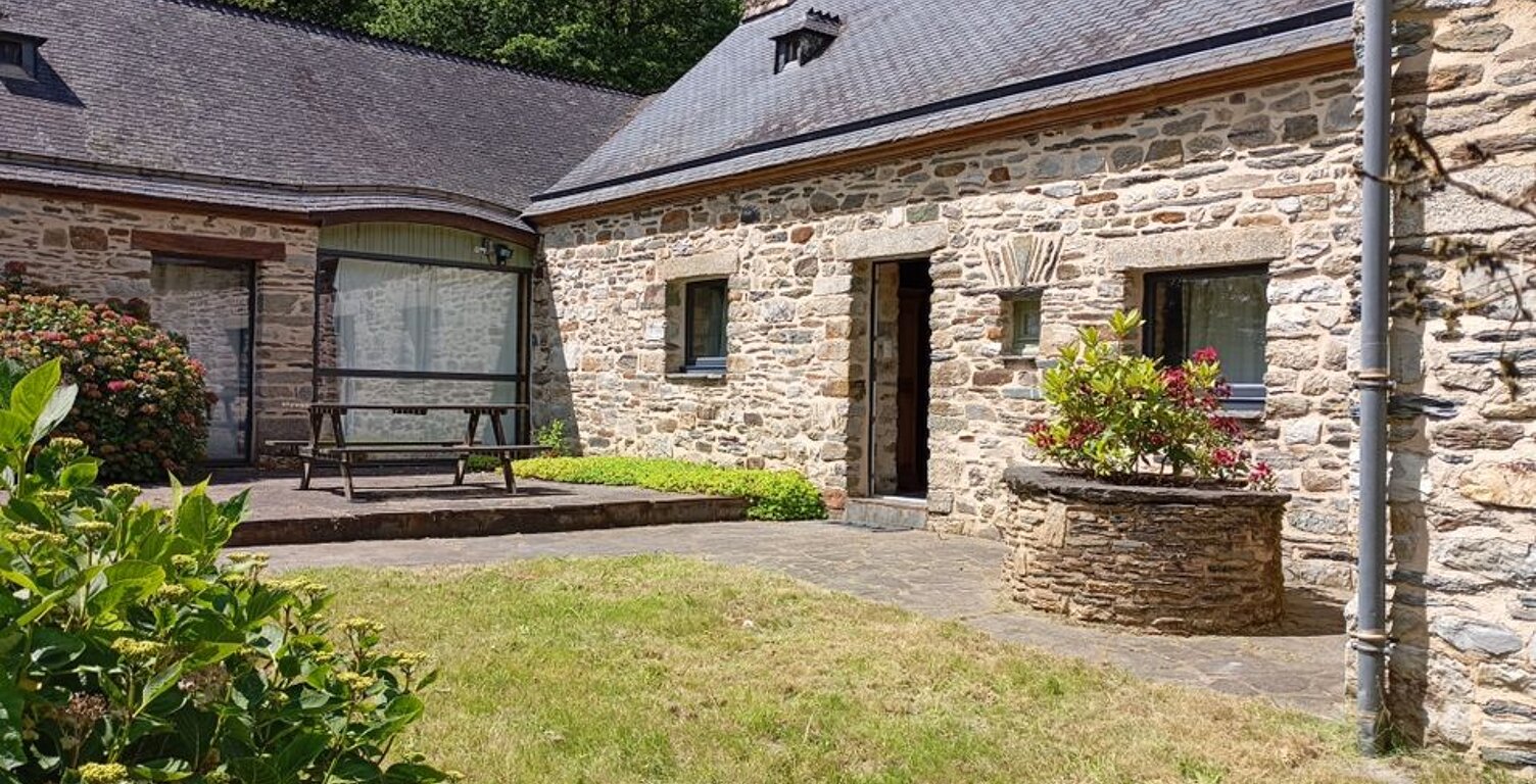 Maison de 220m2 à louer sur Saint-Aignan — photo 1