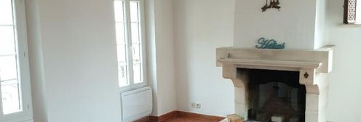 Maison 4 Pièces 80 m² à louer à Bagnols-en-Forêt (83600)
