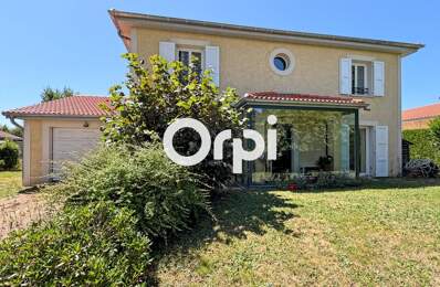 Saint-Symphorien-sur-Coise : Villa familiale de 152 m² avec jardin à 5 minutes à pied du centre — photo du bien