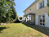 Saint-Symphorien-sur-Coise : Villa familiale de 152 m² avec jardin à 5 minutes à pied du centre — photo 2