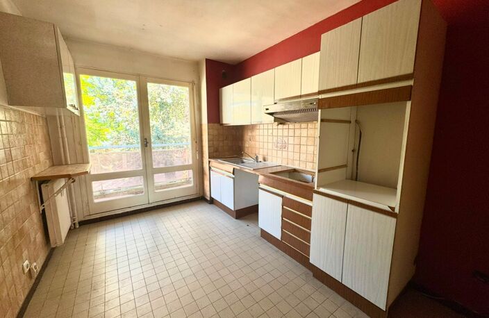 FIRMINY – Appartement T4 de 95,44 m² avec garage, cave et trois balcons — photo 4