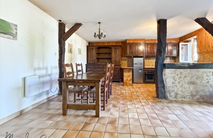 Maison en pierre apparente à vendre 3 pièces LA BACHELLERIE (24)  72 m² – 2 chambres – terrain 1744 M² — photo 4