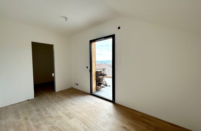 À vendre – Appartement T4 attique de 106,30 m² au dernier étage à Reignier-Ésery (74) — photo 3