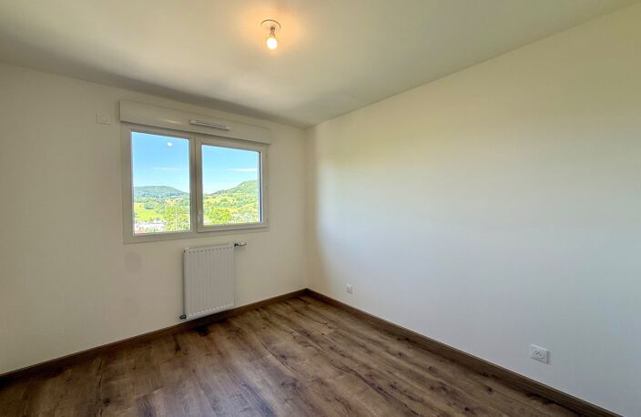 À vendre – Appartement T4 de 82,90 m² au 3ᵉ étage à Reignier-Ésery (74) — photo 2