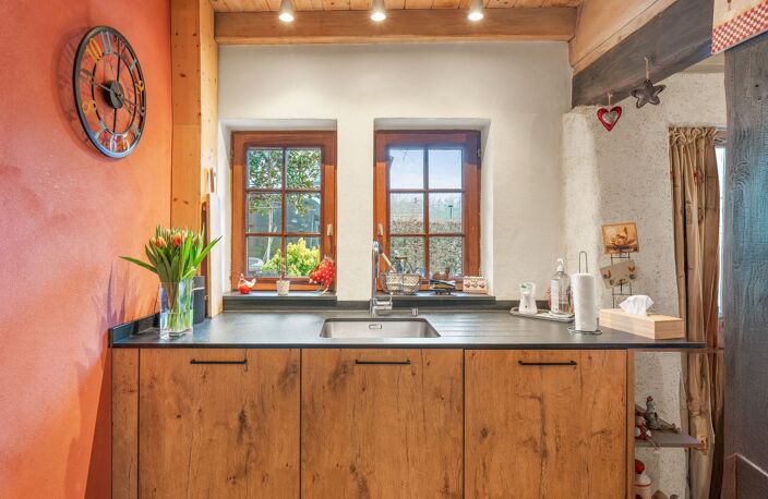À VENDRE – Charmante ferme rénovée avec gîte indépendant et grange – Prévessin-Moëns — photo 2