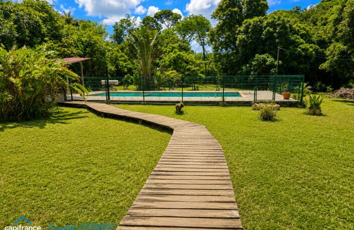 BELLE TERRE – PROPRIÉTÉ SUR PLUS D’1 HECTARE AVEC PISCINE — photo 2