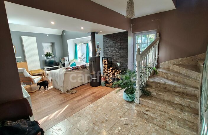 Maison en pierre avec plus d’un hectare de terrain – Berrien — photo 2