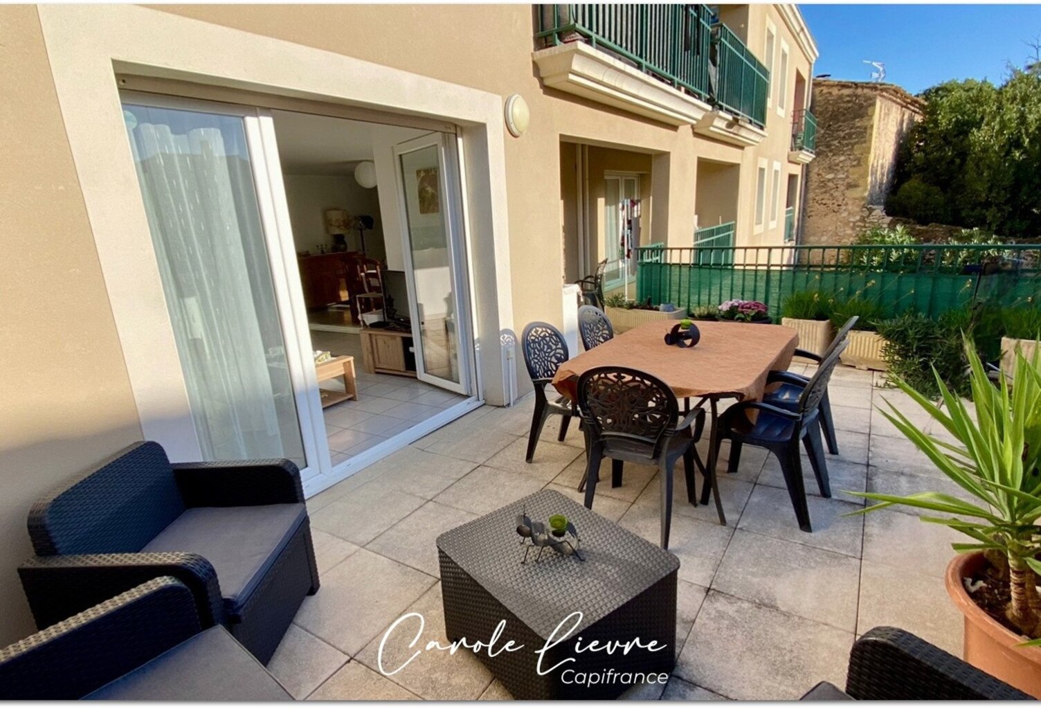 Appartement avec grande terrasse et garage — photo 1