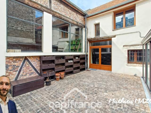 A vendre SENNECEY LE GRAND MAISON de 136 m² - DEPENDANCE ET ATELIER DE 262 m² — photo du bien