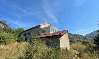 Maison 5 Pièces 140 m² à vendre à Châteauneuf-d'Oze (05400)