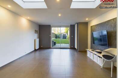 Maison 4 pièces 1350 €