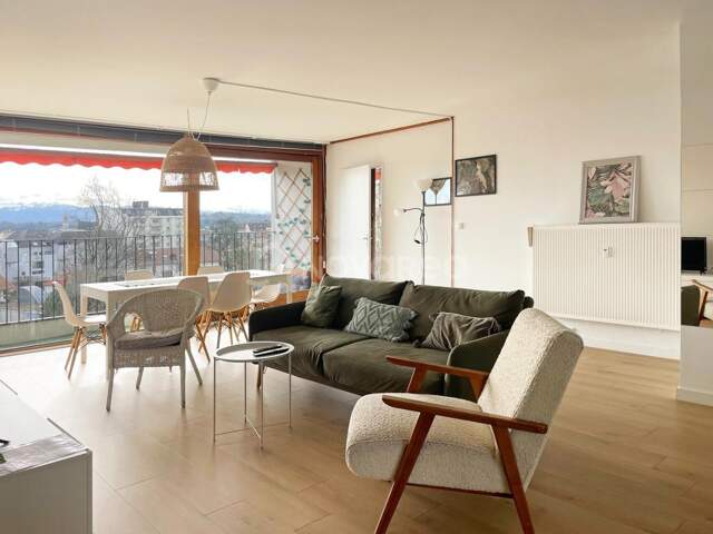 Appartement 5 pièces — photo du bien