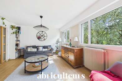 Appartement 6 pièces 299600 €
