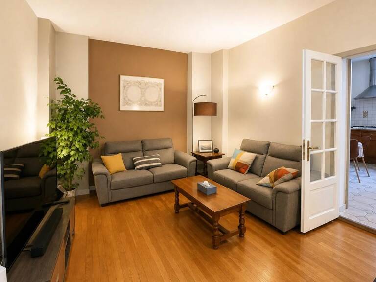 Appartement de 8 pièces de 206 m² à Saint-Étienne — photo 1
