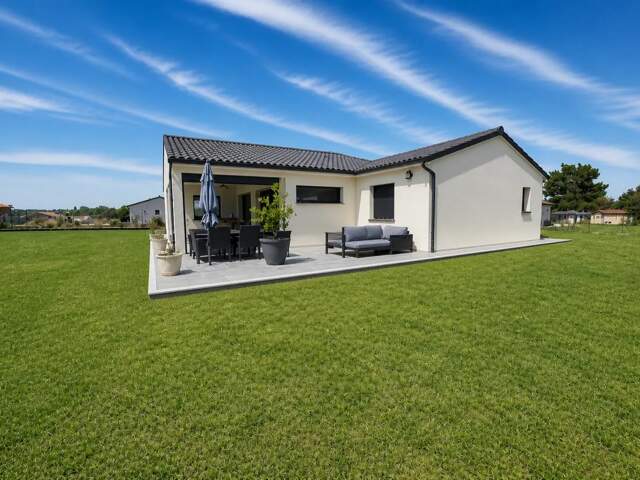 Maison de 4 pièces de 104 m² à Saint Privat en Périgord — photo du bien