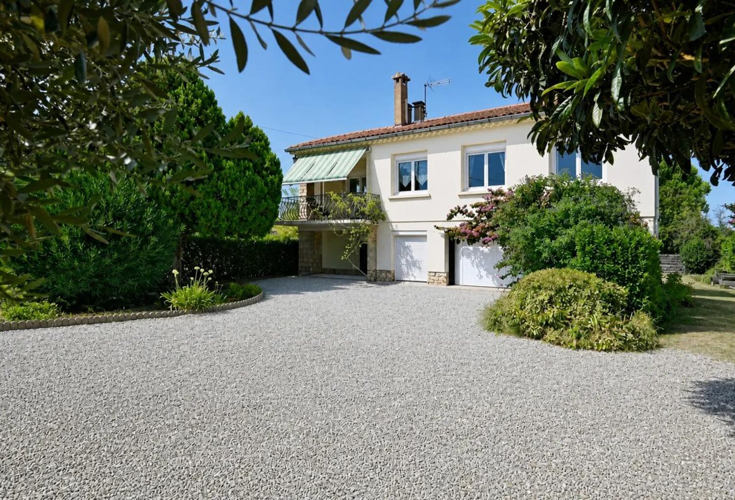 Maison de 4 pièces de 118 m² à Connaux — photo 1