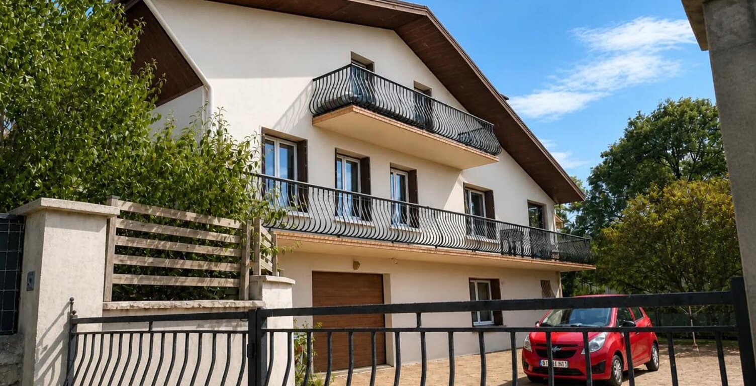 Maison de 280 m² à Perrigny — photo 1