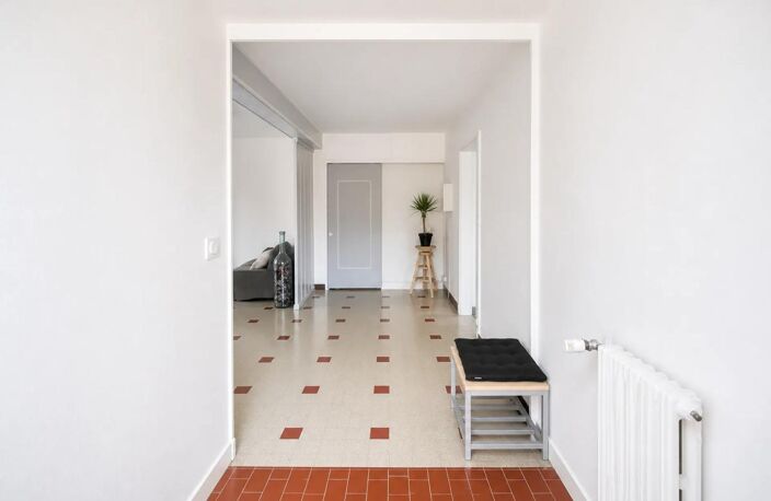 Maison de 280 m² à Perrigny — photo 4