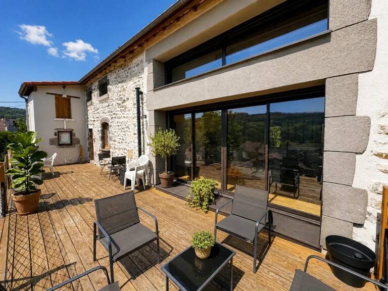 Maison de caractère entièrement rénovée – 173 m² – Terrain de 1 100 m² – Romagnat — photo 1
