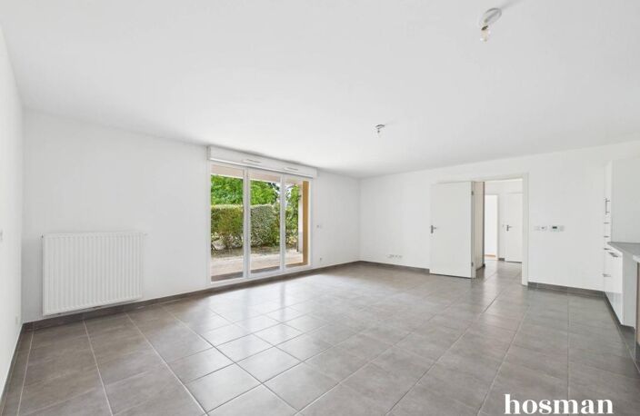 Superbe appartement T4 de 87 m² avec jardin privatif, double parking, Rue Hustin, Le Haillan — photo 2