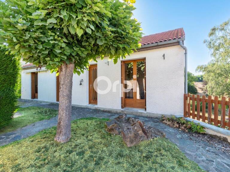 Maison À Vendre Maison familiale de plain-pied sur sous-sol – 3 chambres et un bureau – Le Palais-sur-Vienne — photo 1