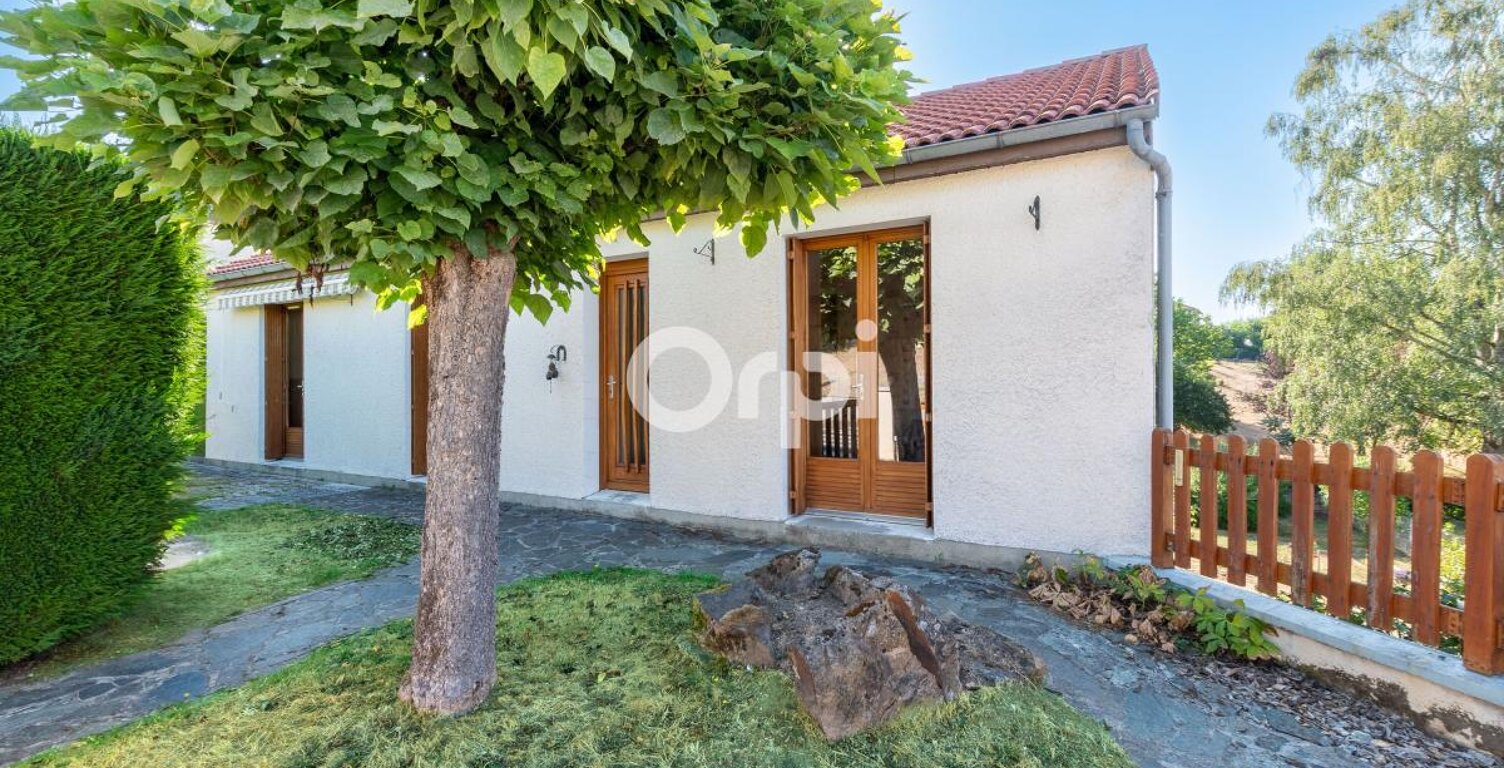 Maison À Vendre Maison familiale de plain-pied sur sous-sol – 3 chambres et un bureau – Le Palais-sur-Vienne — photo 1