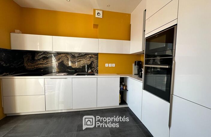 Appartement de standing 4 pièces 85 m2 avec balcons, cave et grenier — photo 2