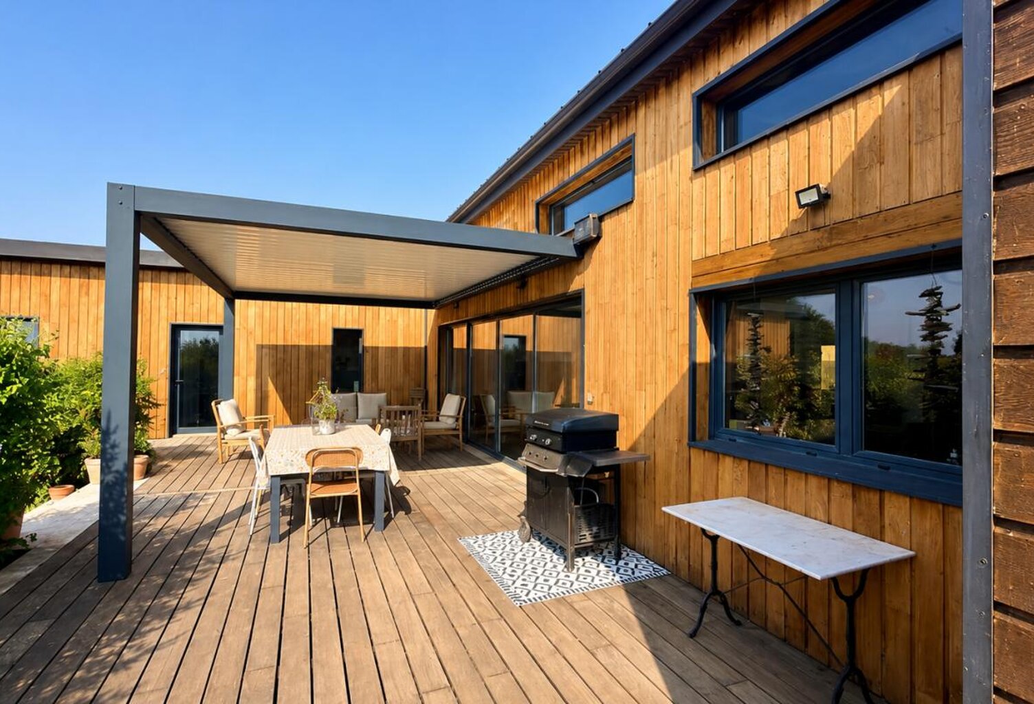 Villa contemporaine T6 avec piscine à moins de 10 minutes de CAHORS — photo 1