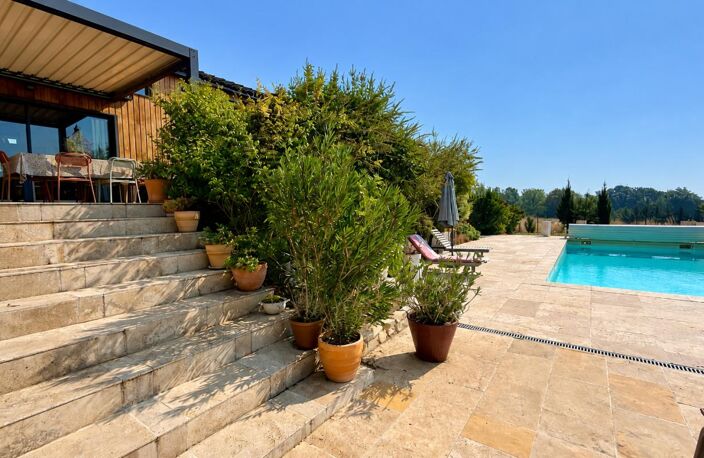 Villa contemporaine T6 avec piscine à moins de 10 minutes de CAHORS — photo 3