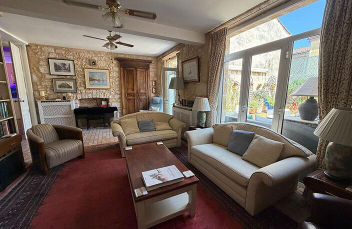 Grande maison de village avec cour au coeur de Monpazier — photo 3