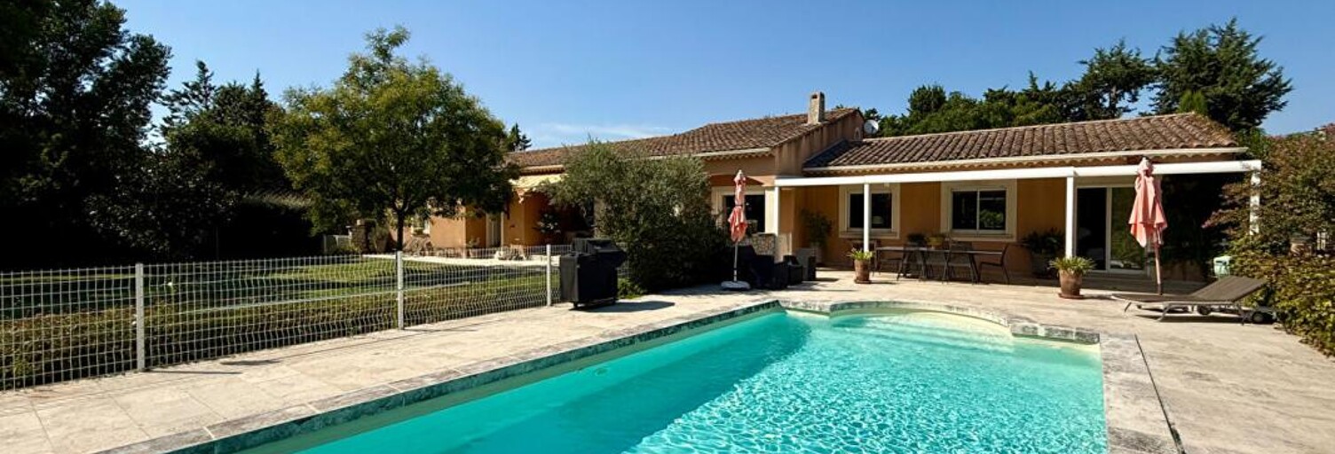 Maison 5 Pièces 184 m² à vendre à Noves (13550)