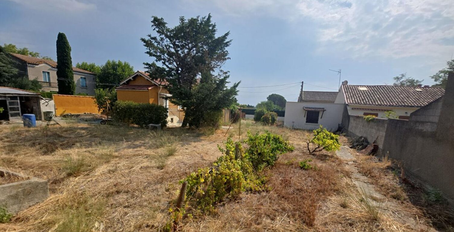 CAPENDU :  MAISON A PETIT PRIX ET GRAND TERRAIN  ! — photo 1