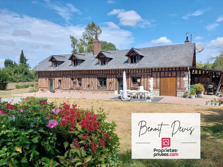 Ancien corp de ferme  7150 m² — photo 1