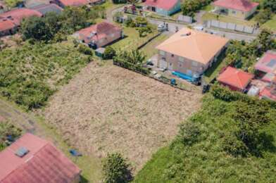 Terrain  88500 €