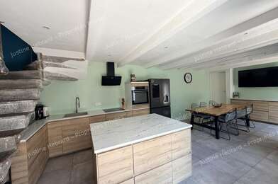 Maison 8 pièces 345250 €
