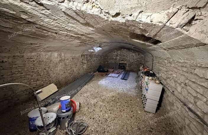 AUBIAT (63260) Maison de caractère rénovée d'environ 170 m² avec 4 chambres, suite parentale et espace professionnel — photo 5