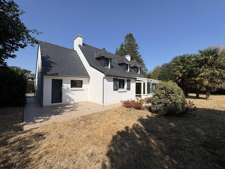 A vendre RIEC SUR BELON (29340) Maison 8 pièces 5 chambres 1 bureau 141 m2 — photo 1