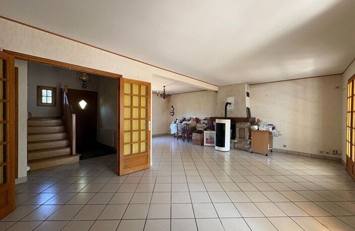 A vendre RIEC SUR BELON (29340) Maison 8 pièces 5 chambres 1 bureau 141 m2 — photo 4